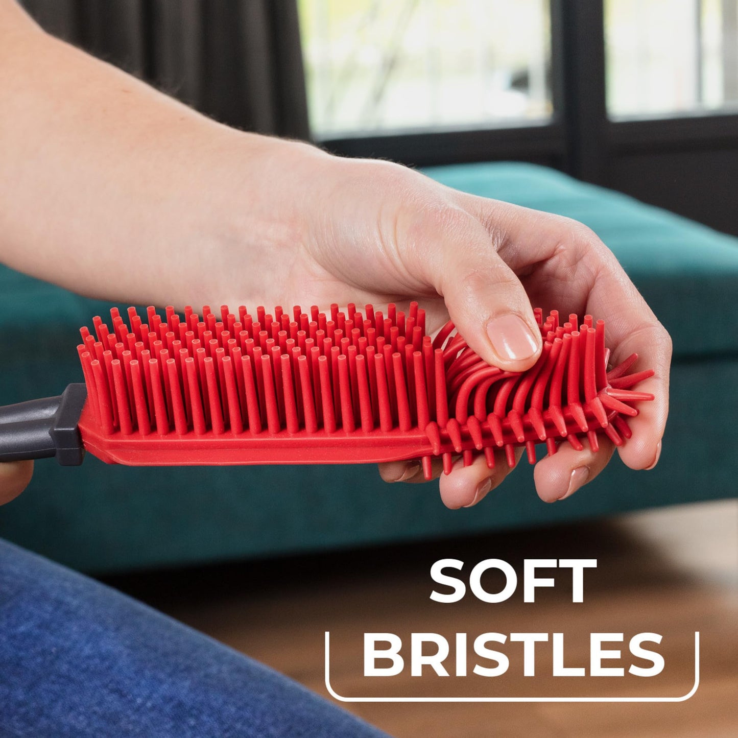 Vileda Pet Pro Electrostatic Brush Ideal for Pet Hair Removal from Carpets