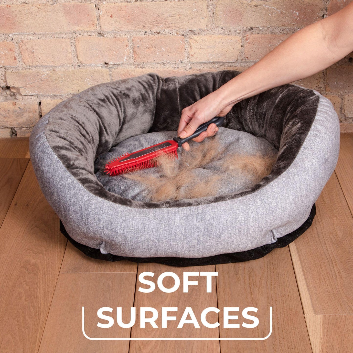 Vileda Pet Pro Electrostatic Brush Ideal for Pet Hair Removal from Carpets